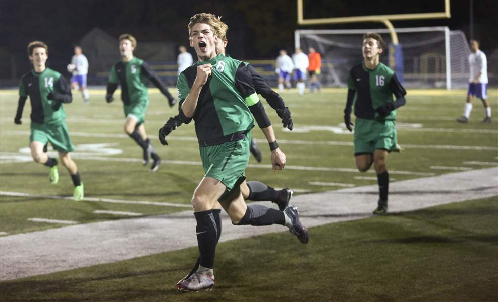 Gray Wolves move to WHAC semifinals