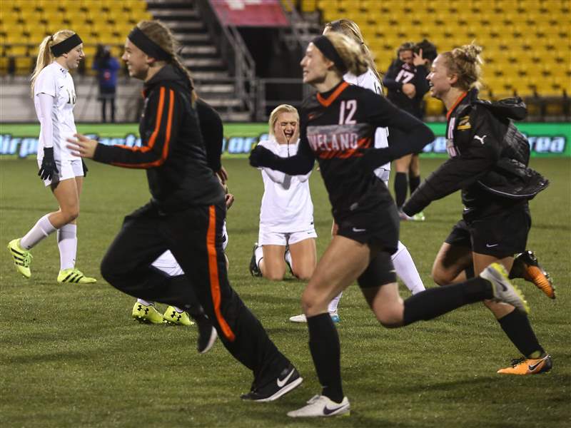 Yellow Jackets Take Home the Silver