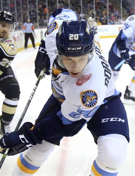 Borkowski Hat Trick Nails Wheeling