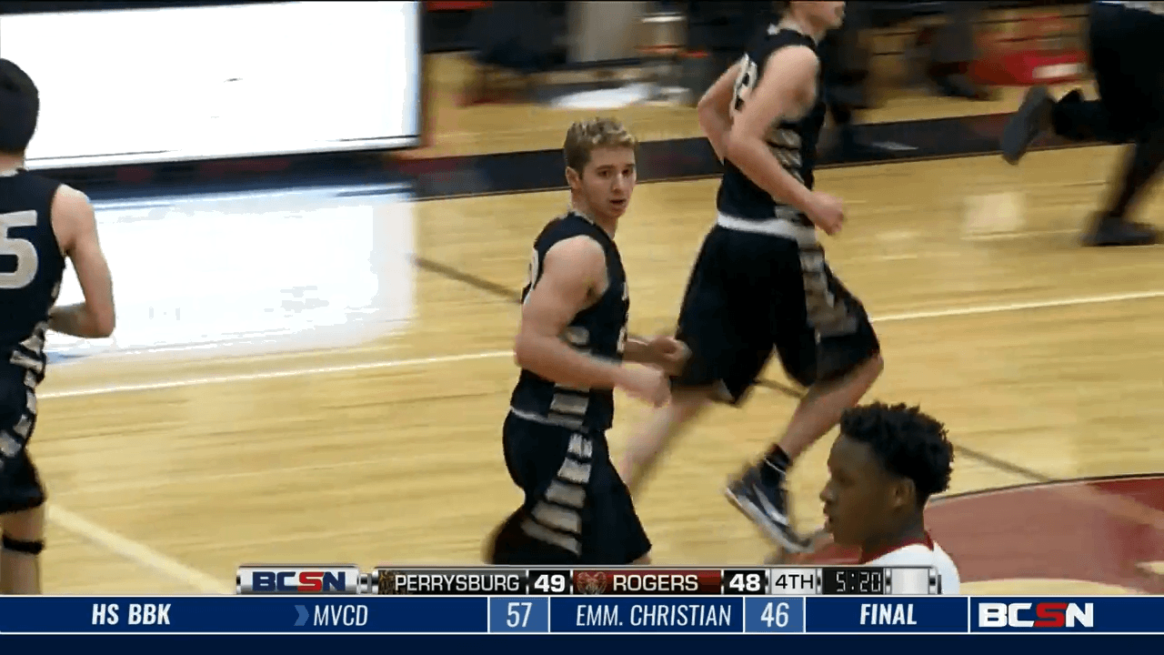 Jackets Pull Away Late for Road Win