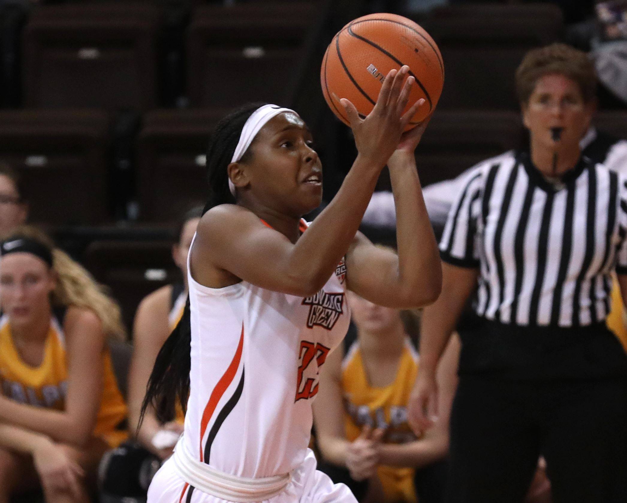 Lady Falcons Lose a Heartbreaker