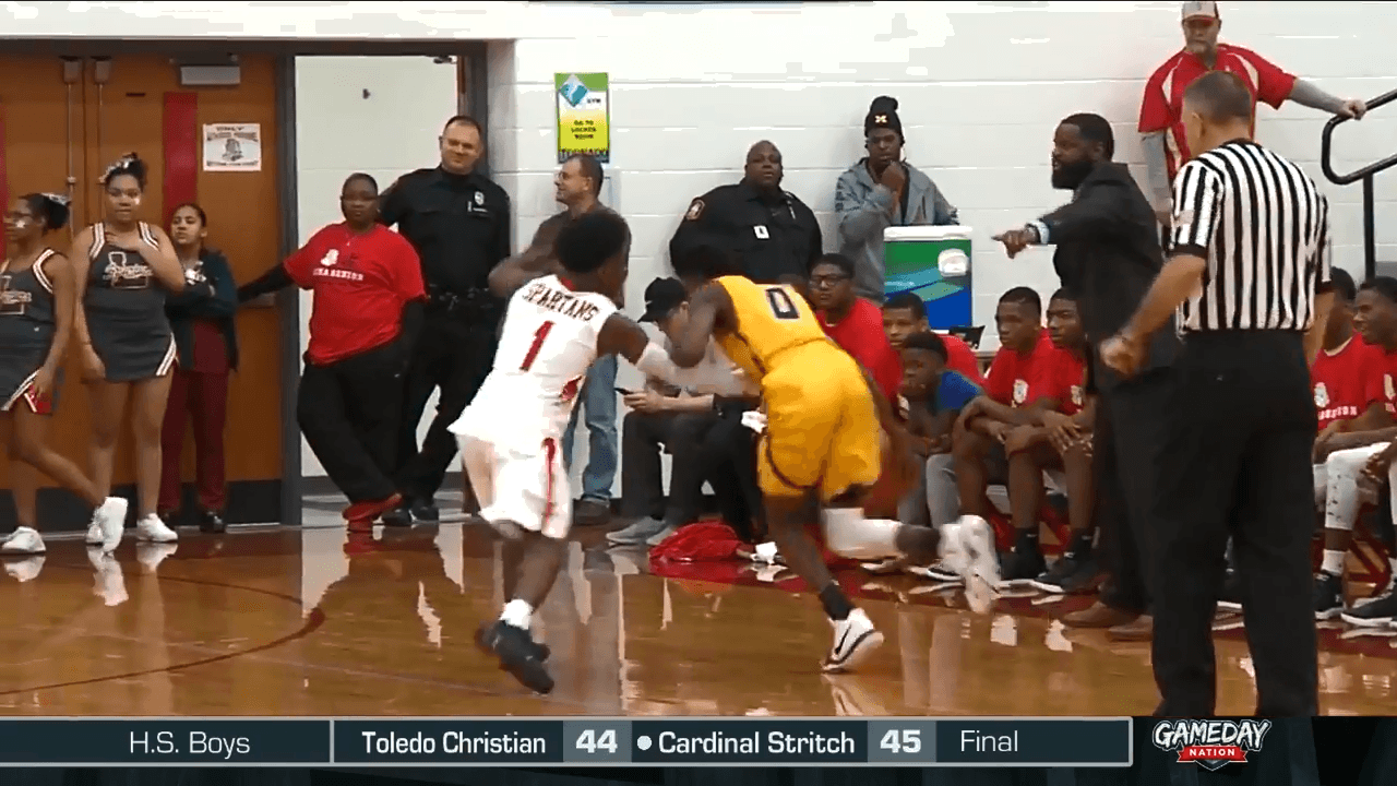 Panthers Pull Out Win on the Road