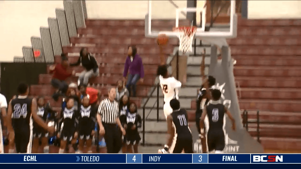 Whitmer Moves To Sectional Finals With Win Over Woodward