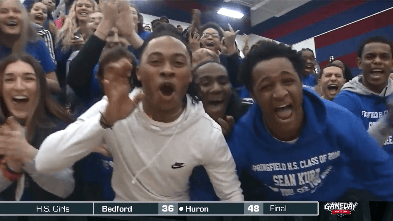 Blue Devils Sting Perrysburg