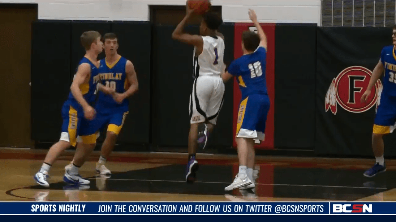 Findlay Runs Past Waite