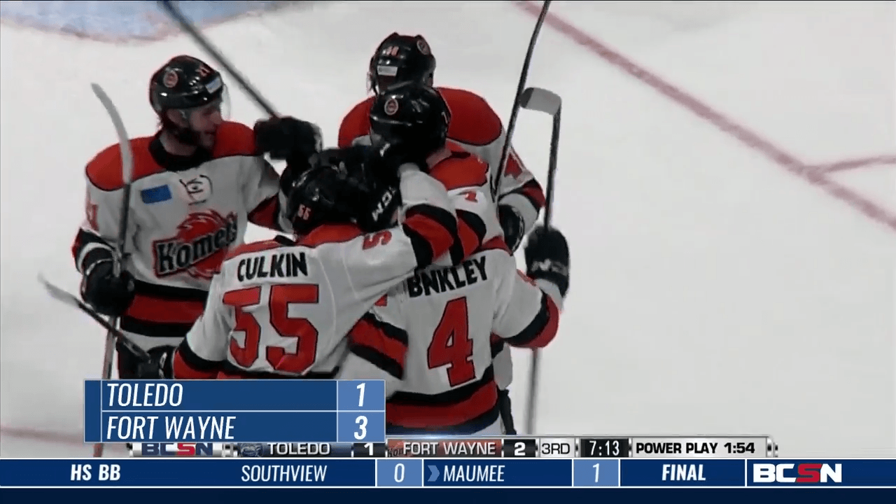 Komets Beat Walleye in Fort Wayne in Game 3