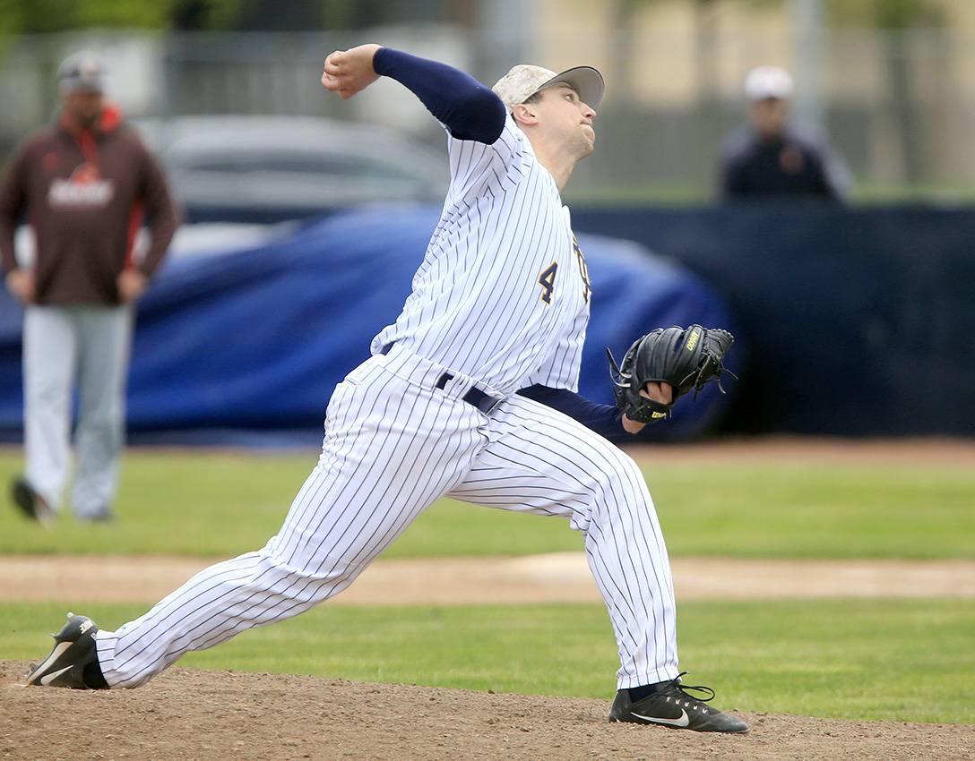 UT Baseball’s Season Comes to an End in MAC Tournament