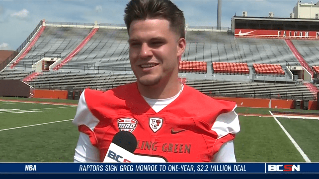 Jarret Doege Talks His New Cleats at Team Picture Day
