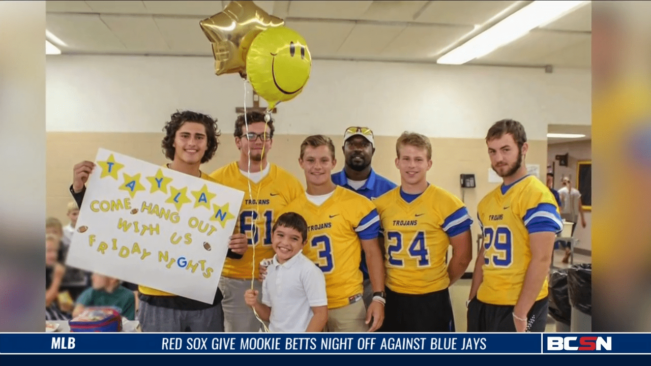 Findlay Football Team Helps Eight-Year-Old Bullying Victim