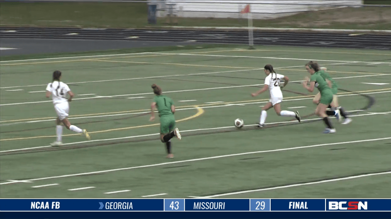 Maumee at Ottawa Hills Girls High School Soccer