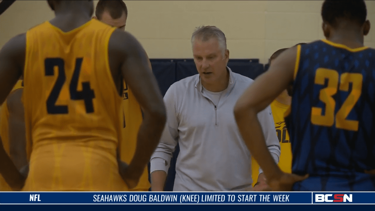 UT Men’s Basketball Opens Practice