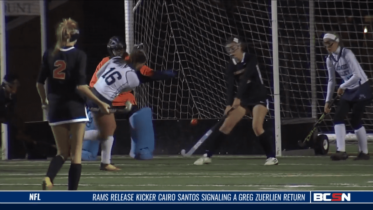 Maddie Peak Scores Hat-Trick In Hawks 8-0 Win