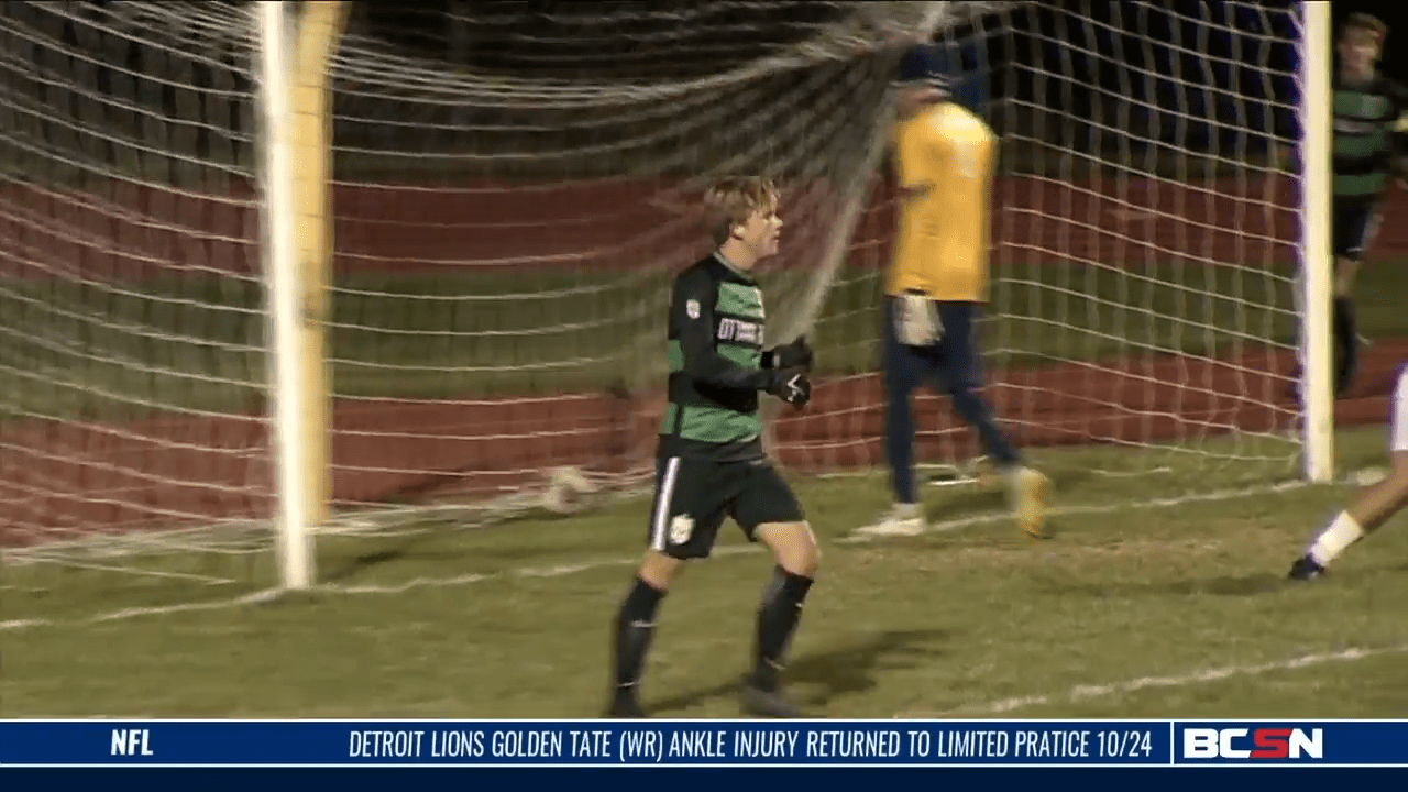 Dylan Schreder Scores Four Goals in Green Bears 6-1 Win