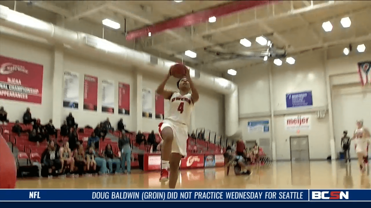 Express Women Top Cuyahoga 61-48