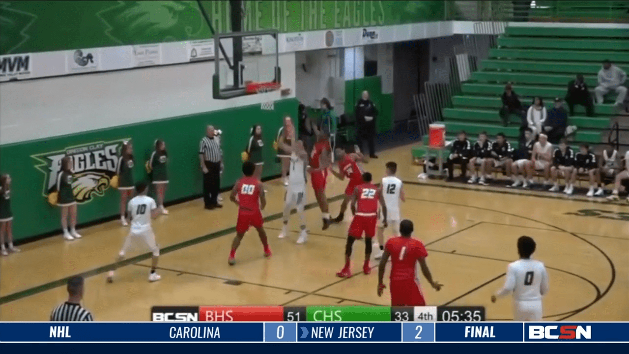 Bowsher Takes 3rd in Clay Tourney