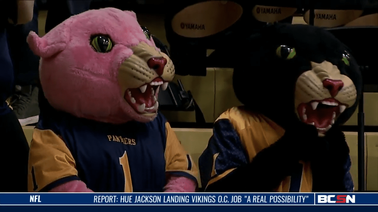 Whitmer Defeats Findlay on Home Court