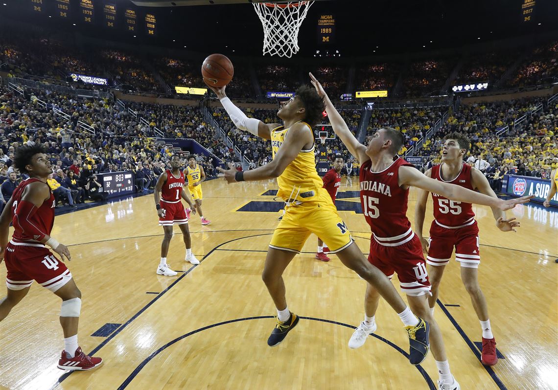 Wolverines Stay Perfect With Win Over Indiana
