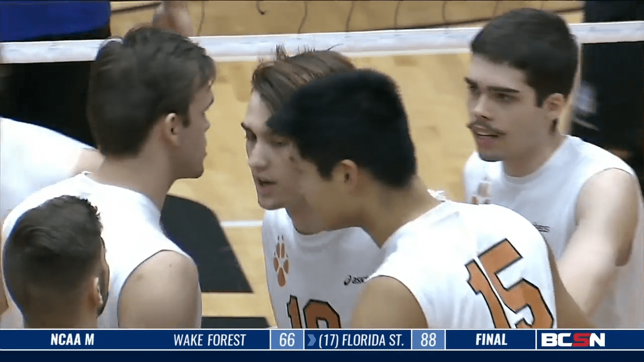 Lourdes Volleyball Sweeps Lawrence Tech