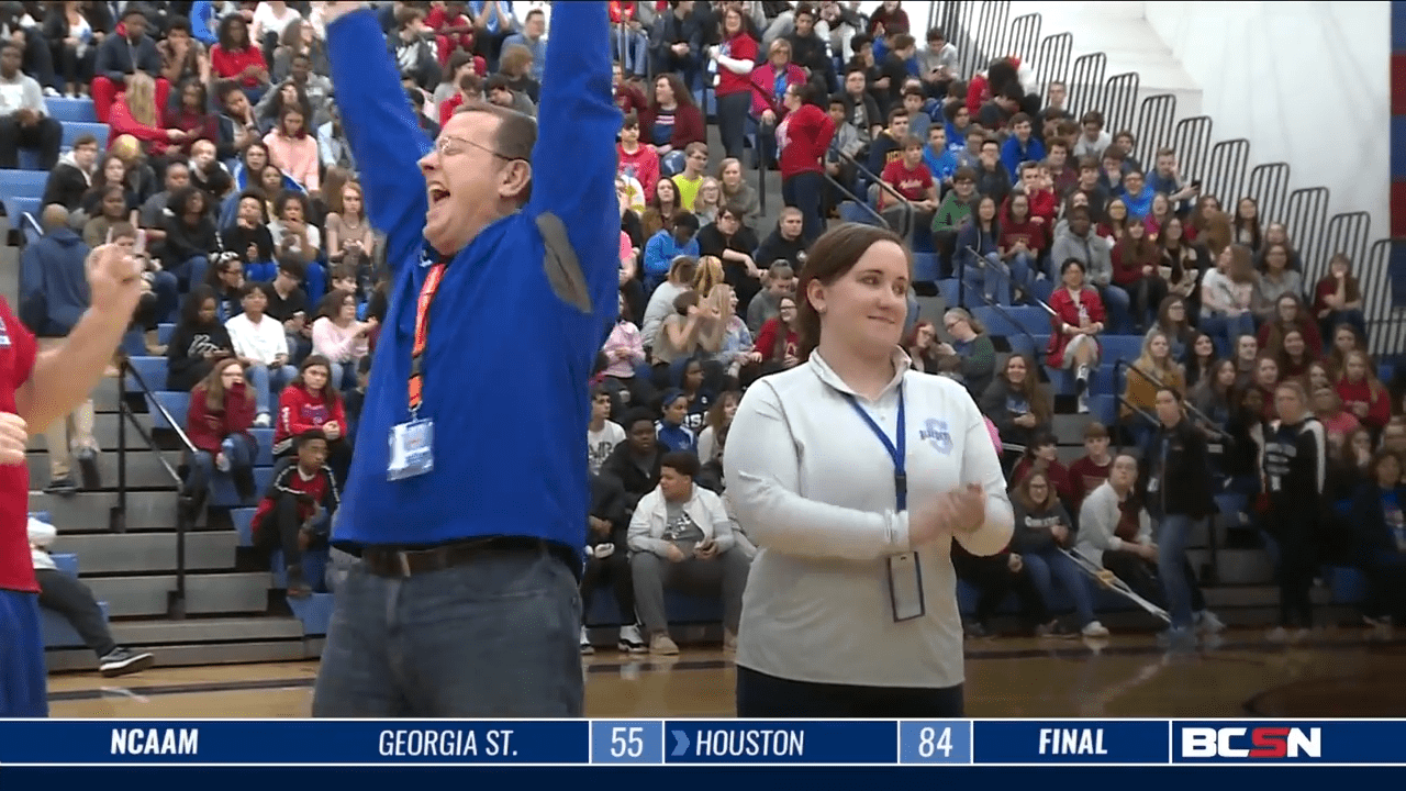 Blue Devils Raise Money for Humane Society with 180 Challenge