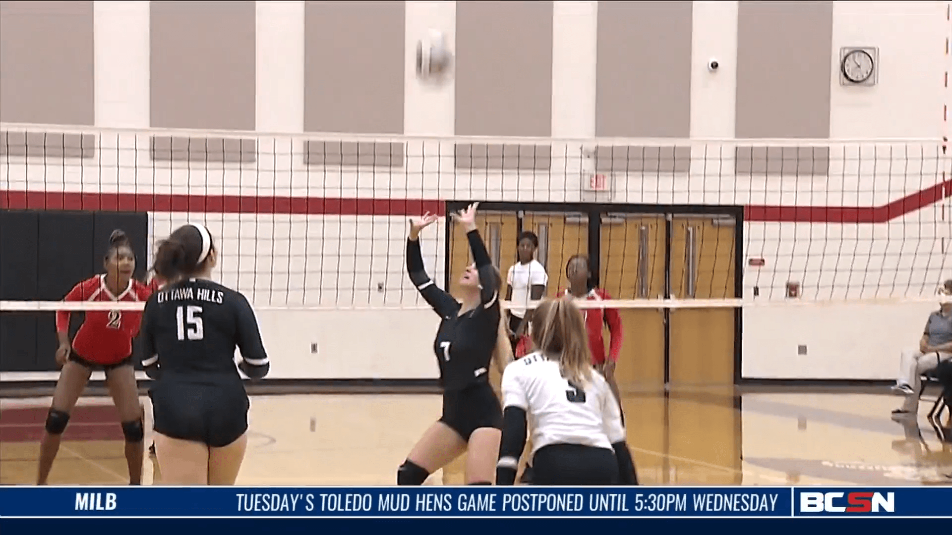 Ottawa Hills Sweeps Rogers in Volleyball