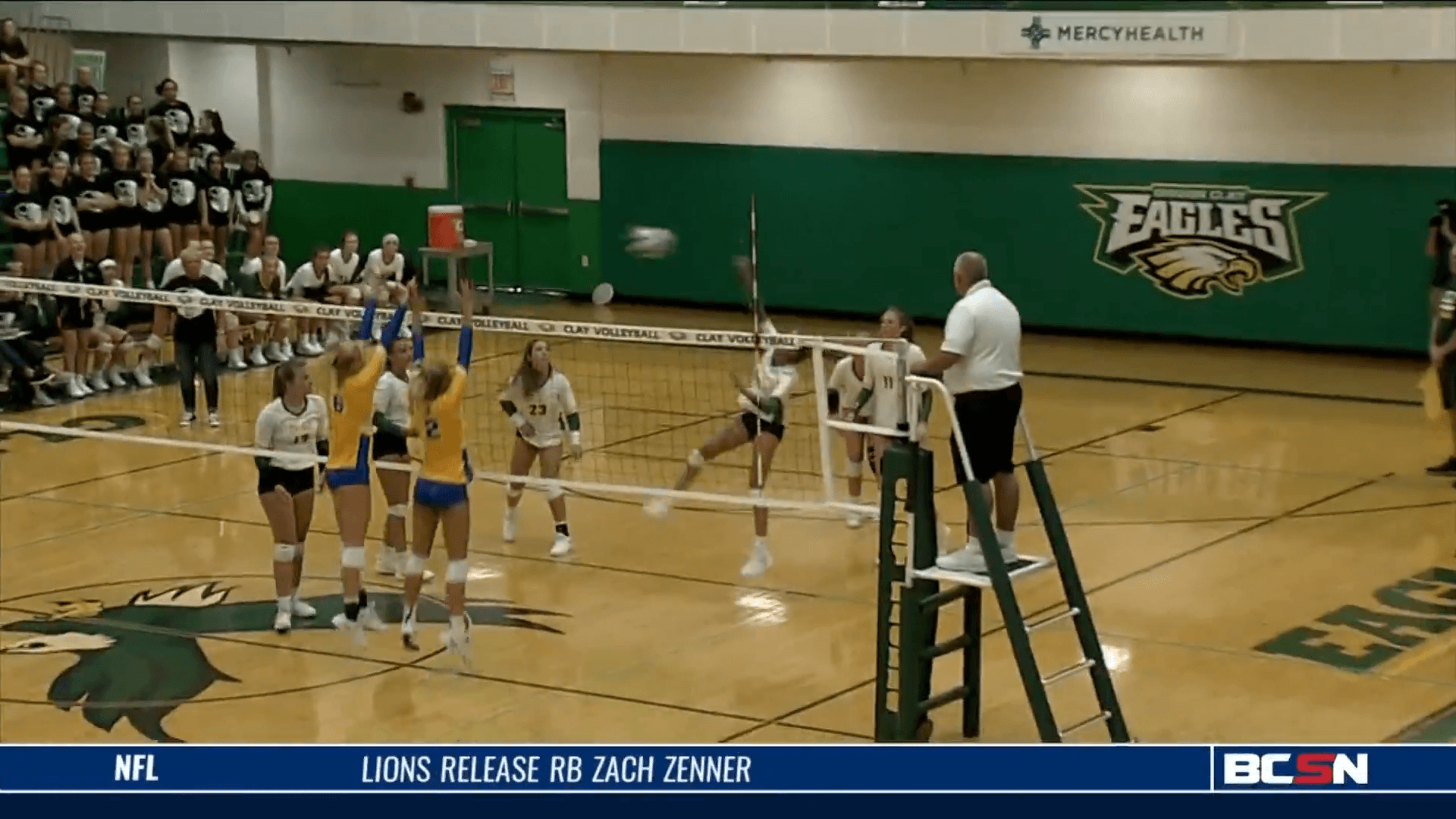 St. Ursula Sweeps Clay Volleyball