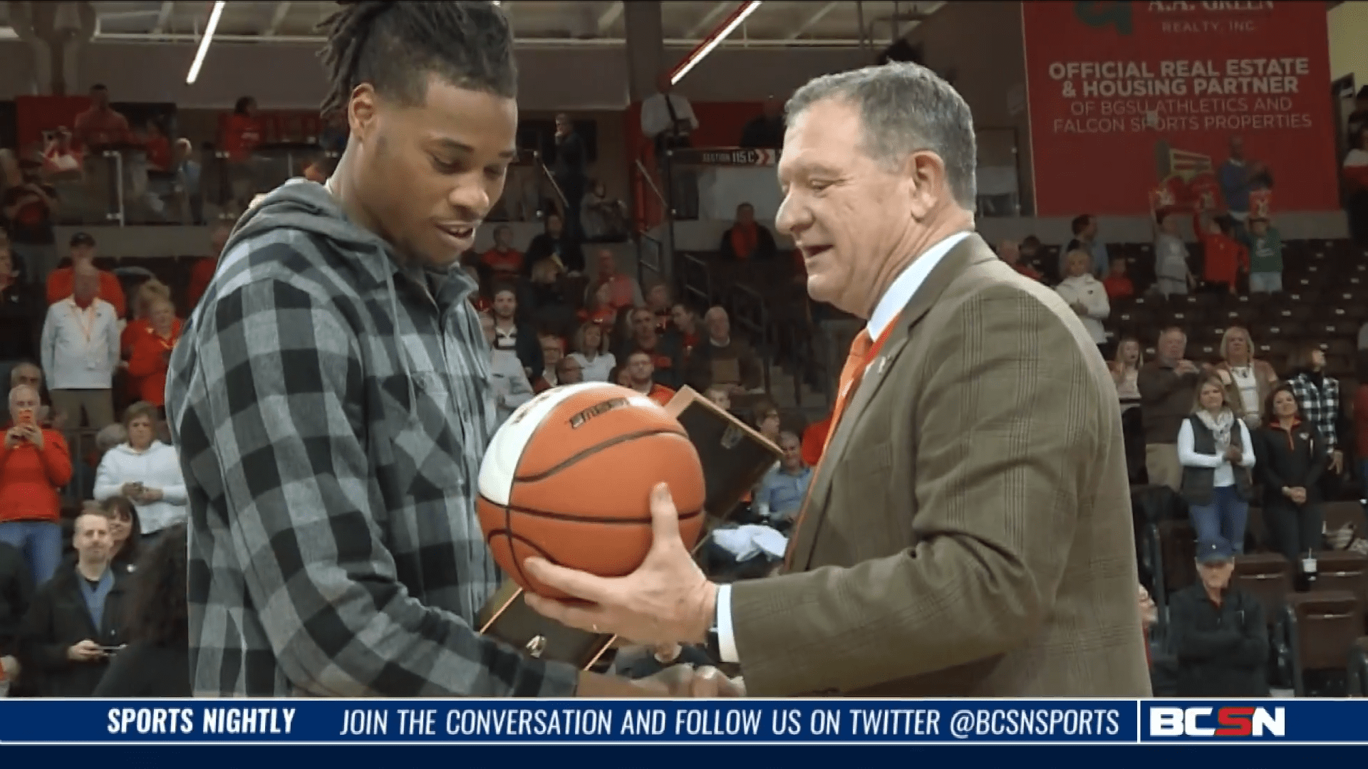Bowling Green Honors Richaun Holmes