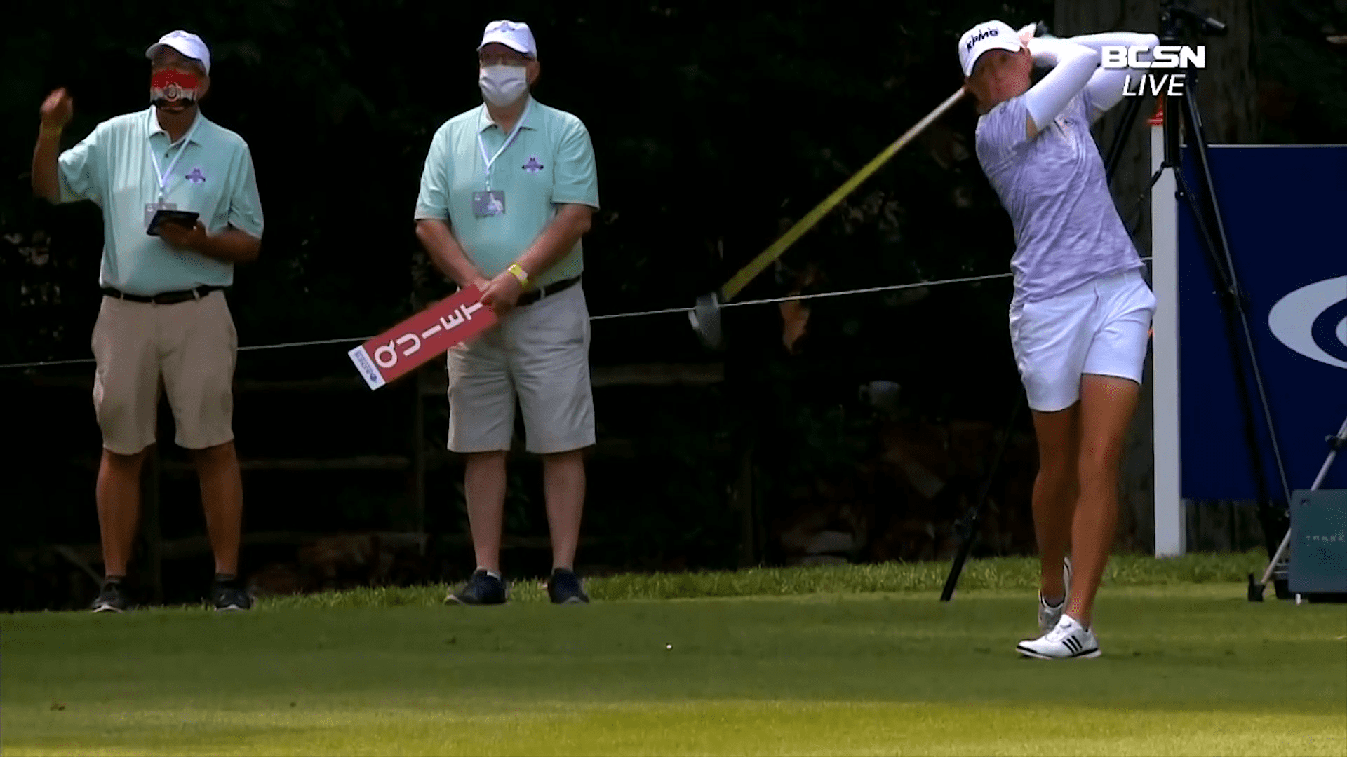 Lewis and Thompson in the Hunt After the 1st Round