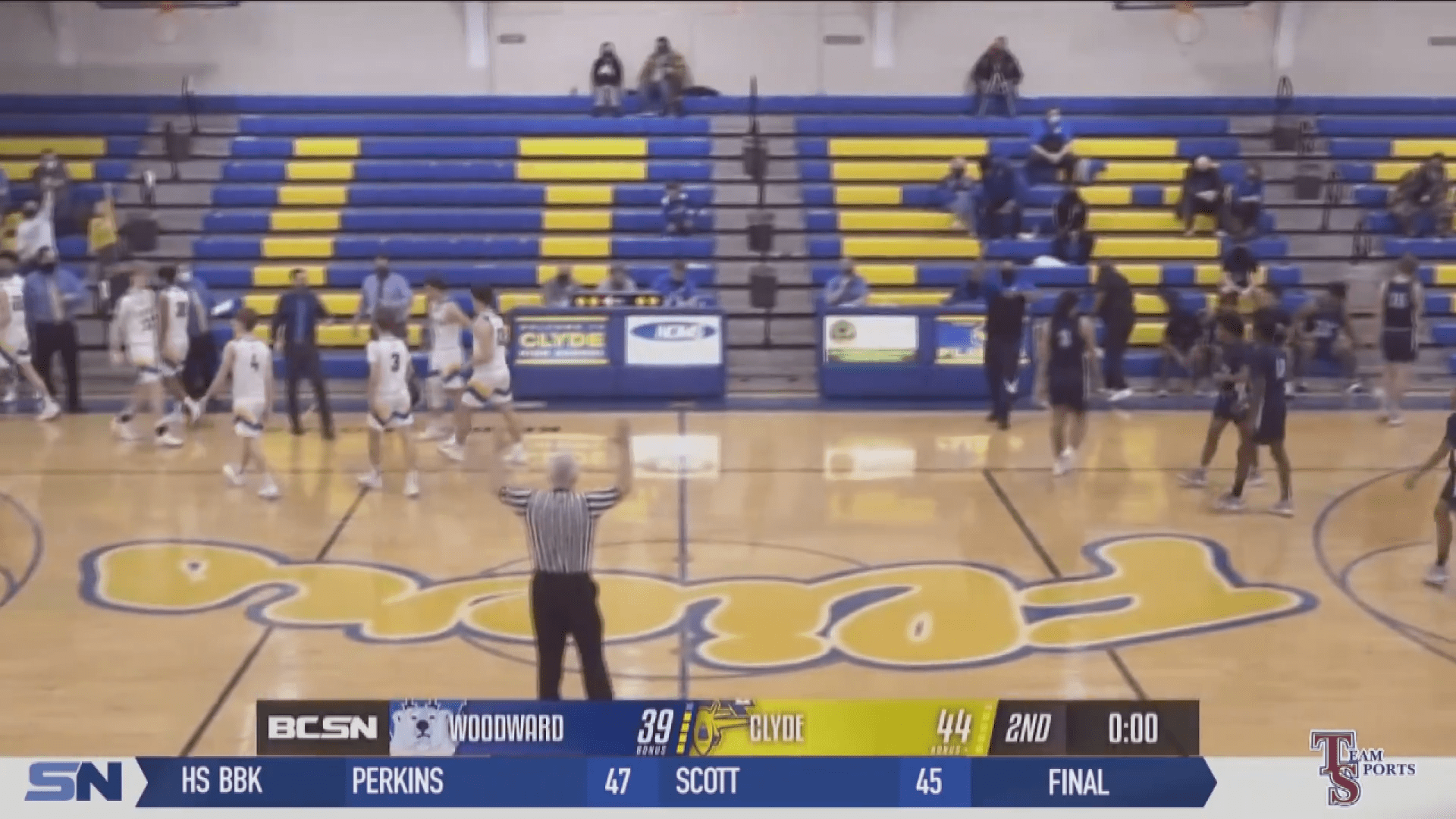 Clyde Pulls Away in Second Half to Defeat Woodward