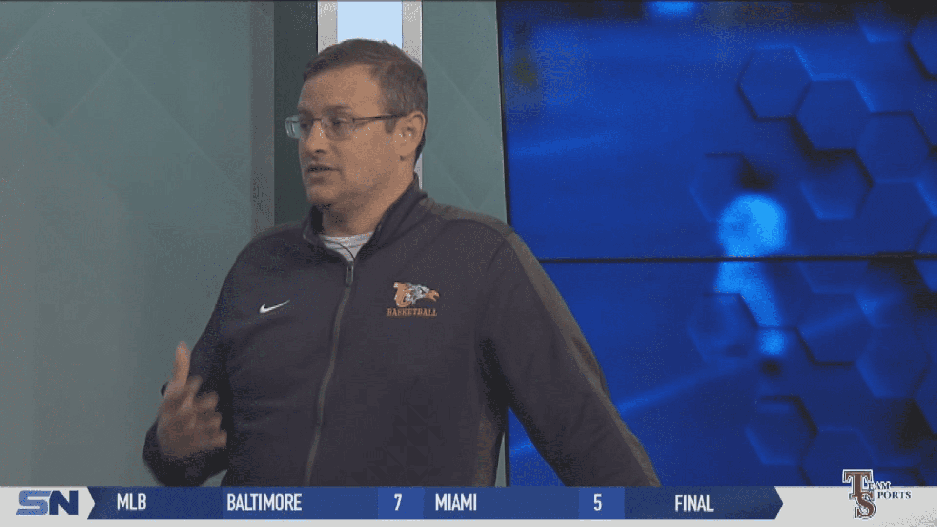 Dave McWhinnie Steps Down as Toledo Christian Boys Basketball Coach