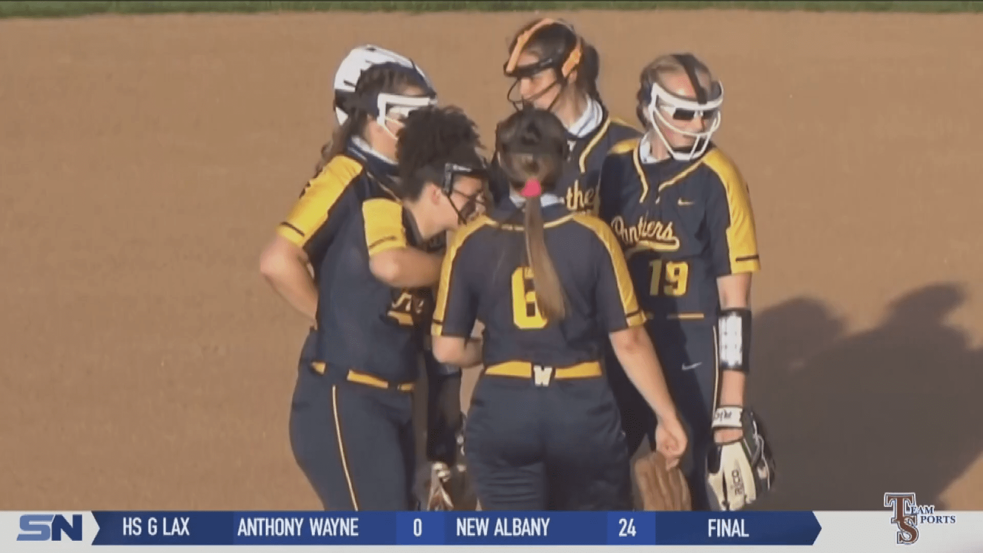 Whitmer Edges Ashland, Advances to Softball District Final