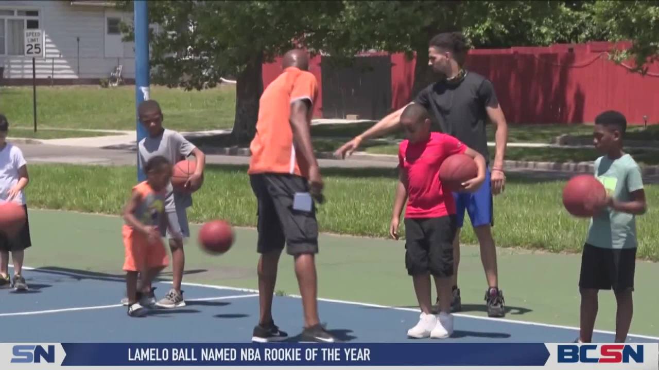 Dennis Hopson Hosts Free Hoops Camp