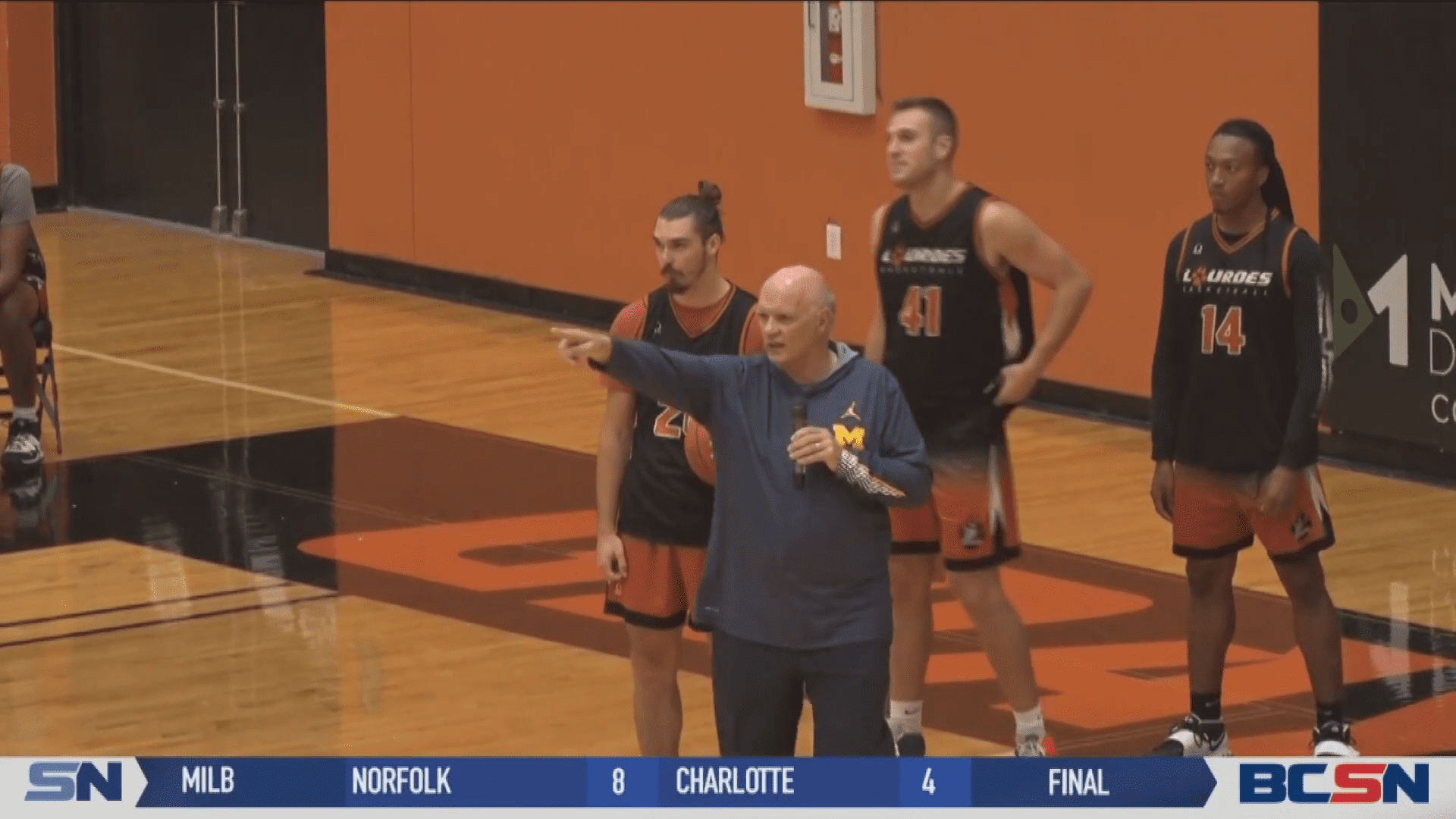 Martelli, Kreinbrink Headline District Seven Coaches Clinic