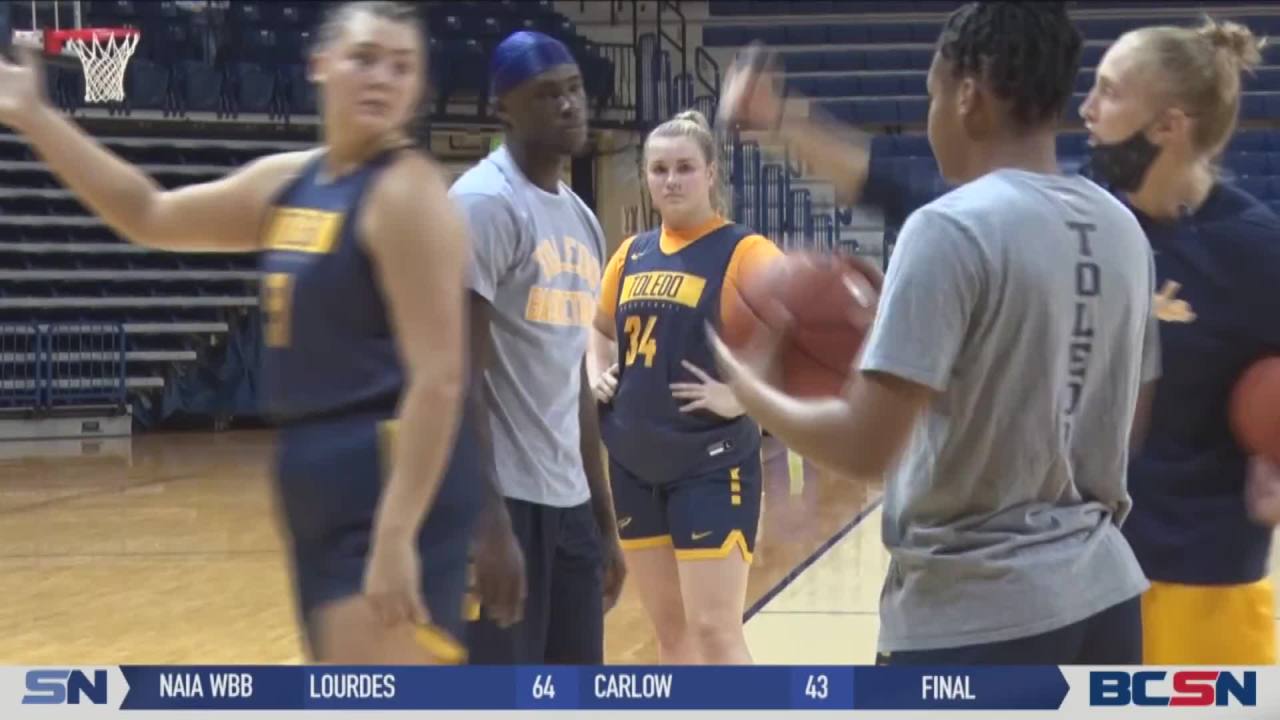 Rocket Women Using Size to Their Advantage