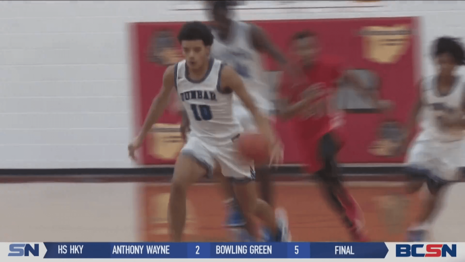 Dunbar Defeats Rogers in Holiday Classic