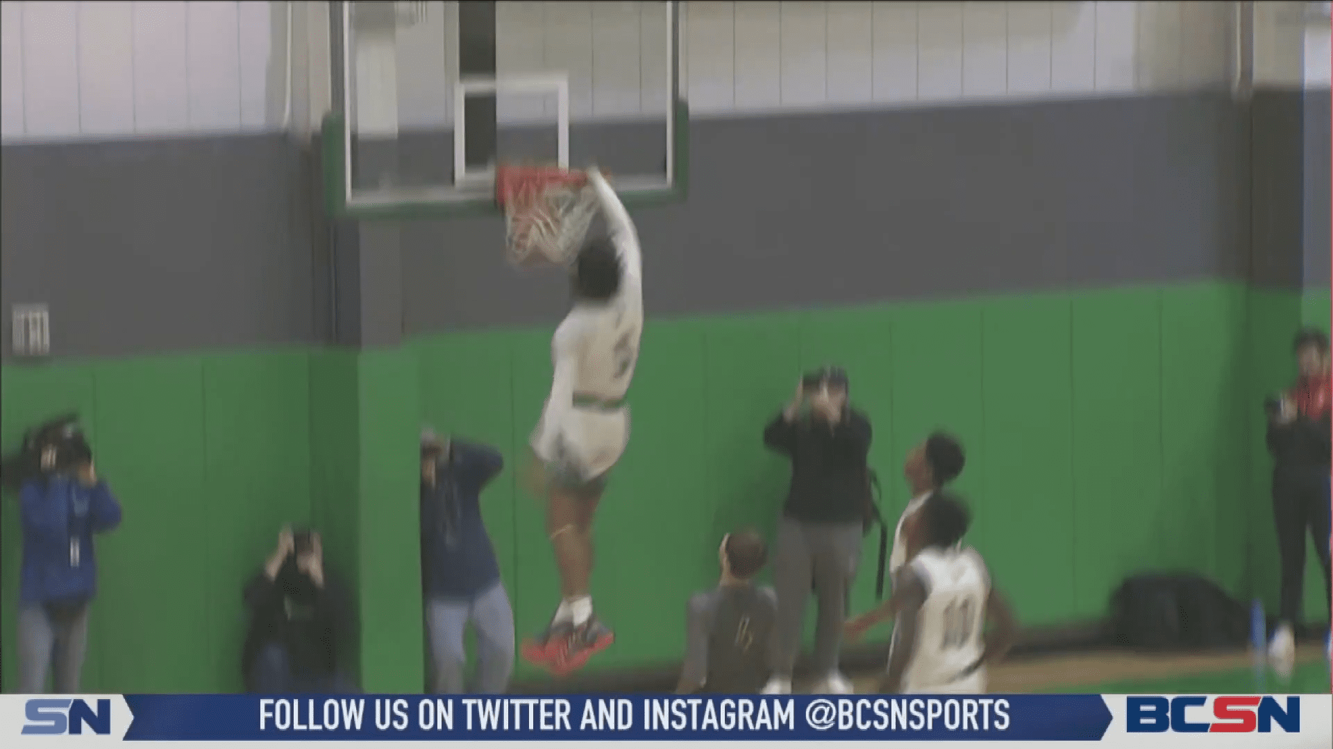 Jerry Easter II Drops 22, Leads Emmanuel Christian over Evergreen