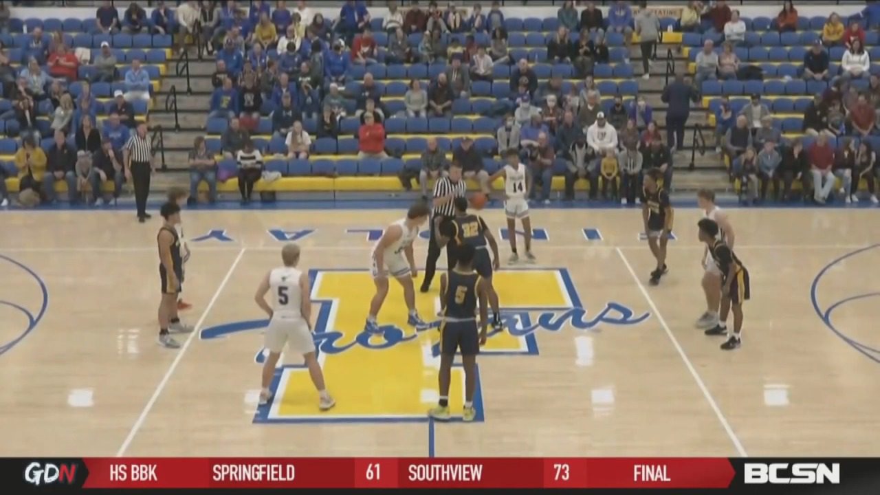 Whitmer Bounces Back against Findlay