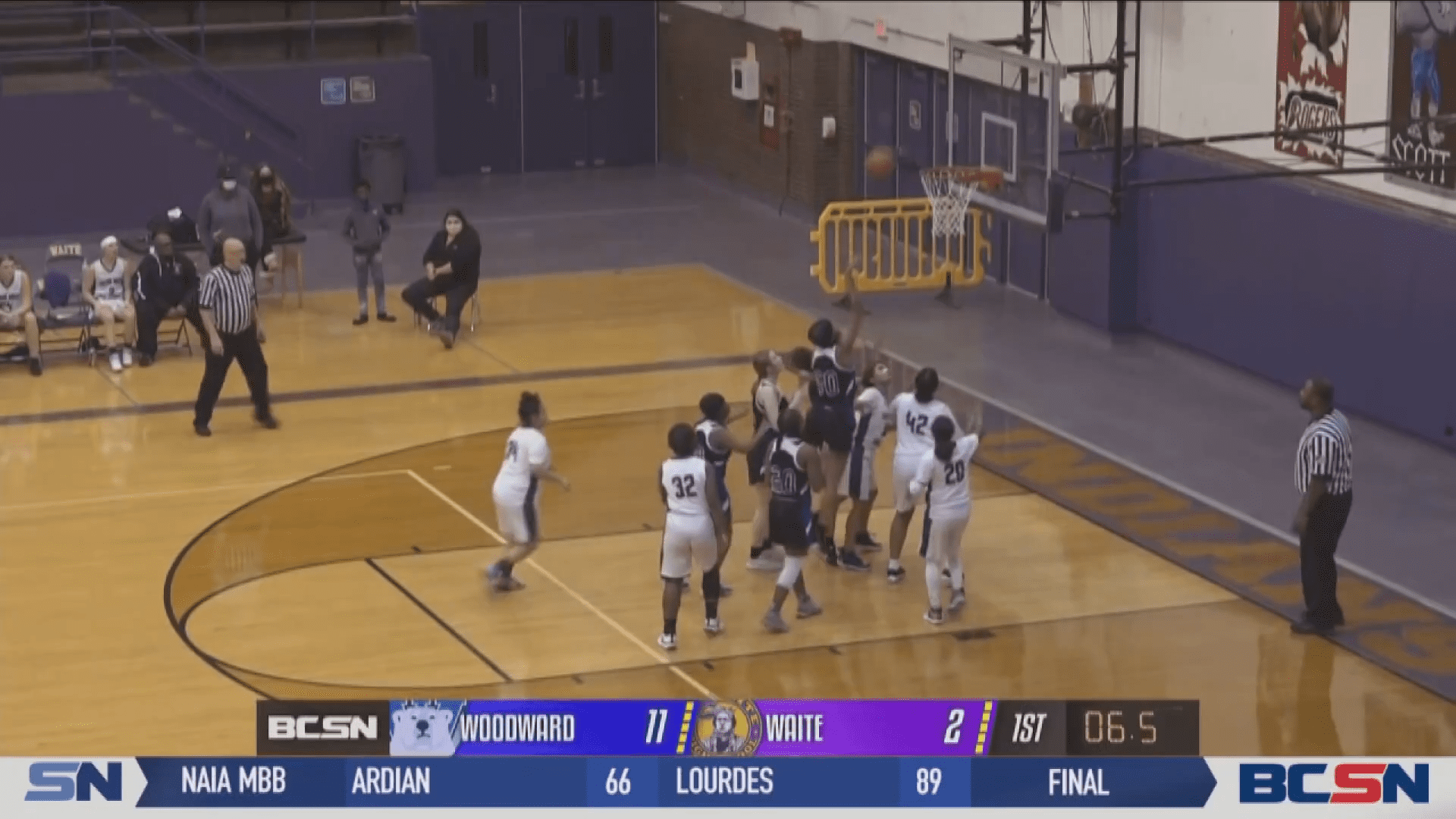 Smith Leads Woodward to Win over Waite