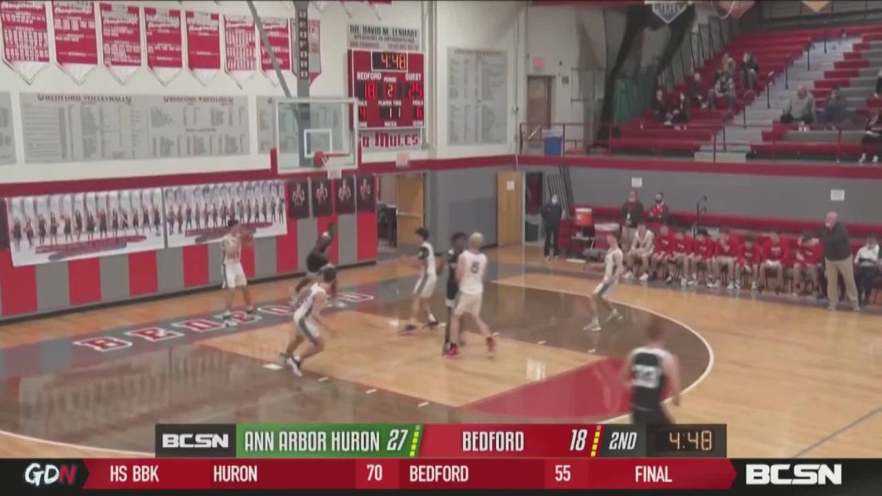 River Rats Roll to 70-55 Win over Bedford