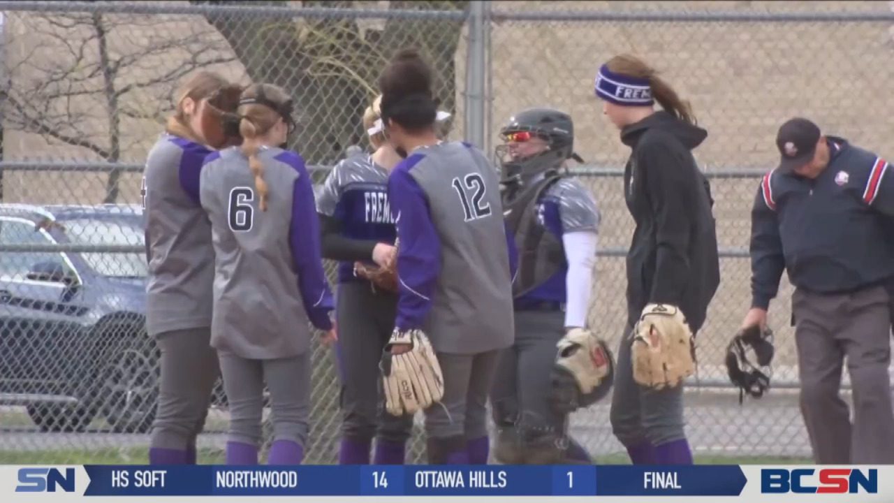 Late Rally Lifts Giants over Eagles