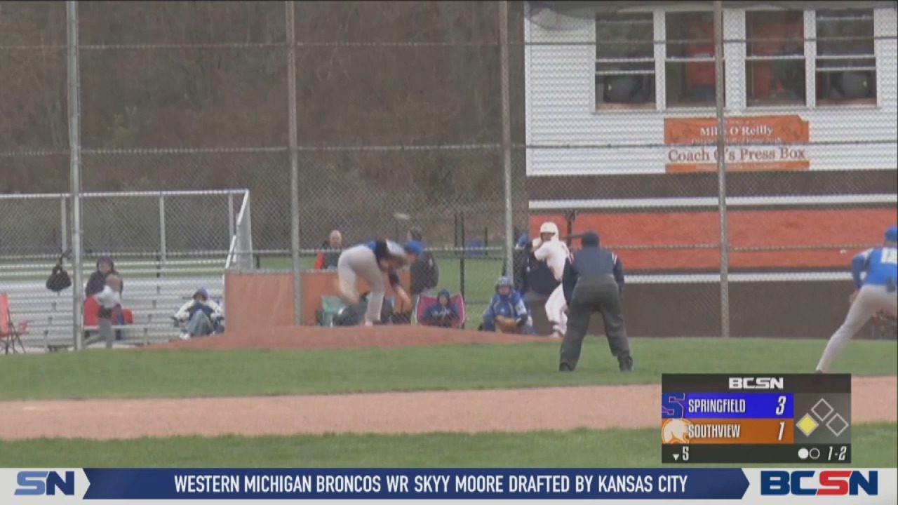 Cougars Walk-off for First League Win against Blue Devils