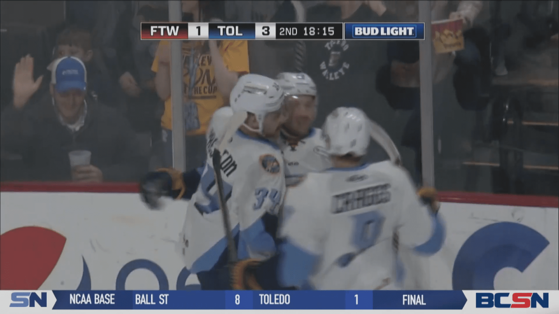 Walleye Take Komets Down to Earth, Hang on 5-4
