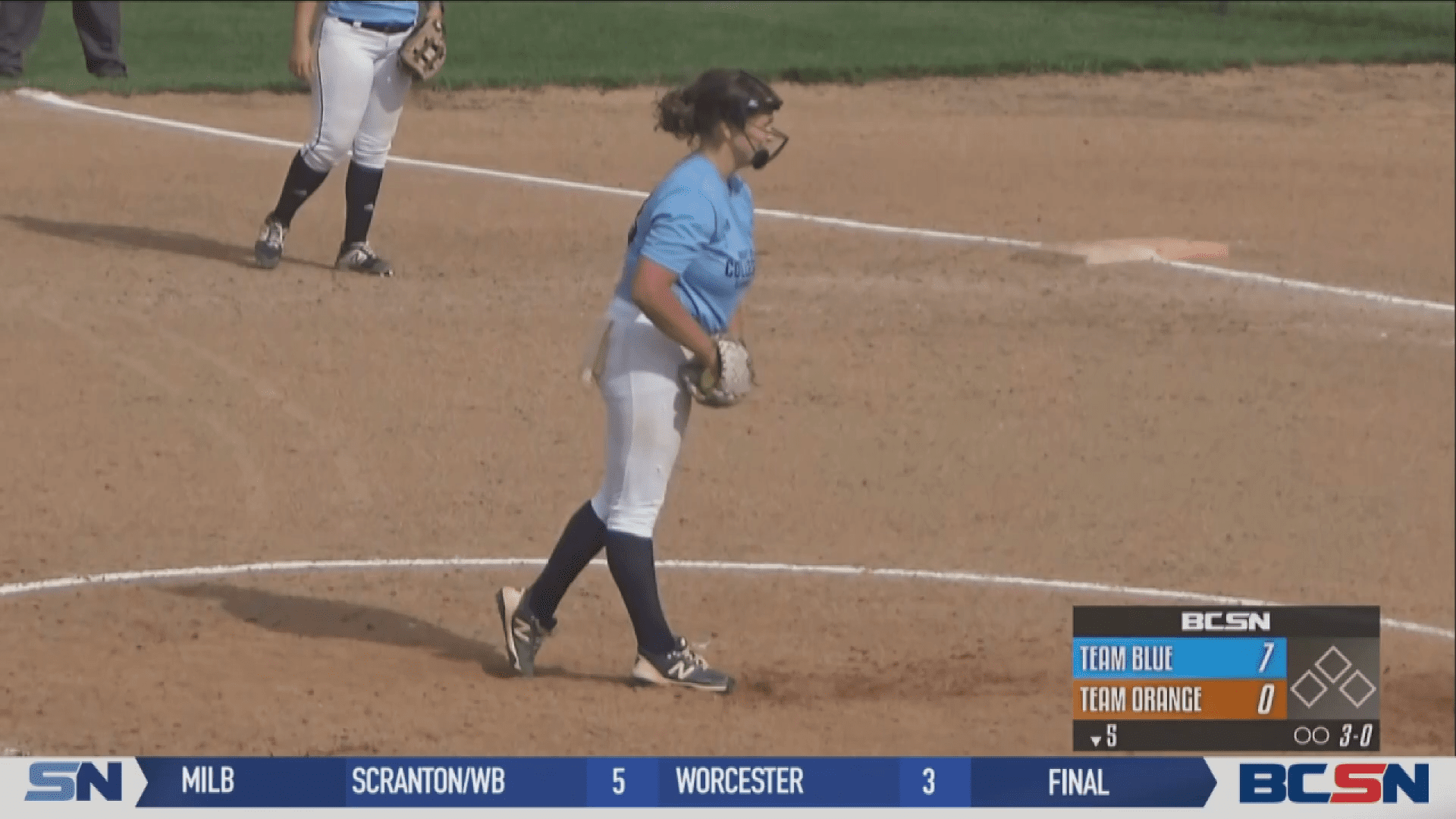 Toledo's Erin Hunt Returns to Diamond in Summer Collegiate League