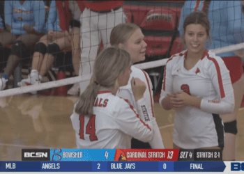 Cardinals Beat Blue Racers in Four Sets