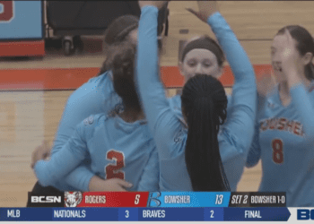Bowsher Sweeps Rogers in Volleyball