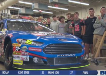 ARCA Drivers Share Racecar and Advice with Southview Shop Students