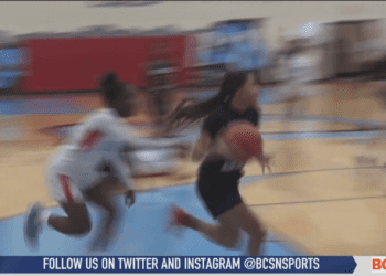 Carruthers and Hodges Help Springfield Girls Beat Bowsher in Hoops