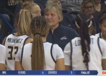 Rockets Defeat Dayton Despite Poor Shooting