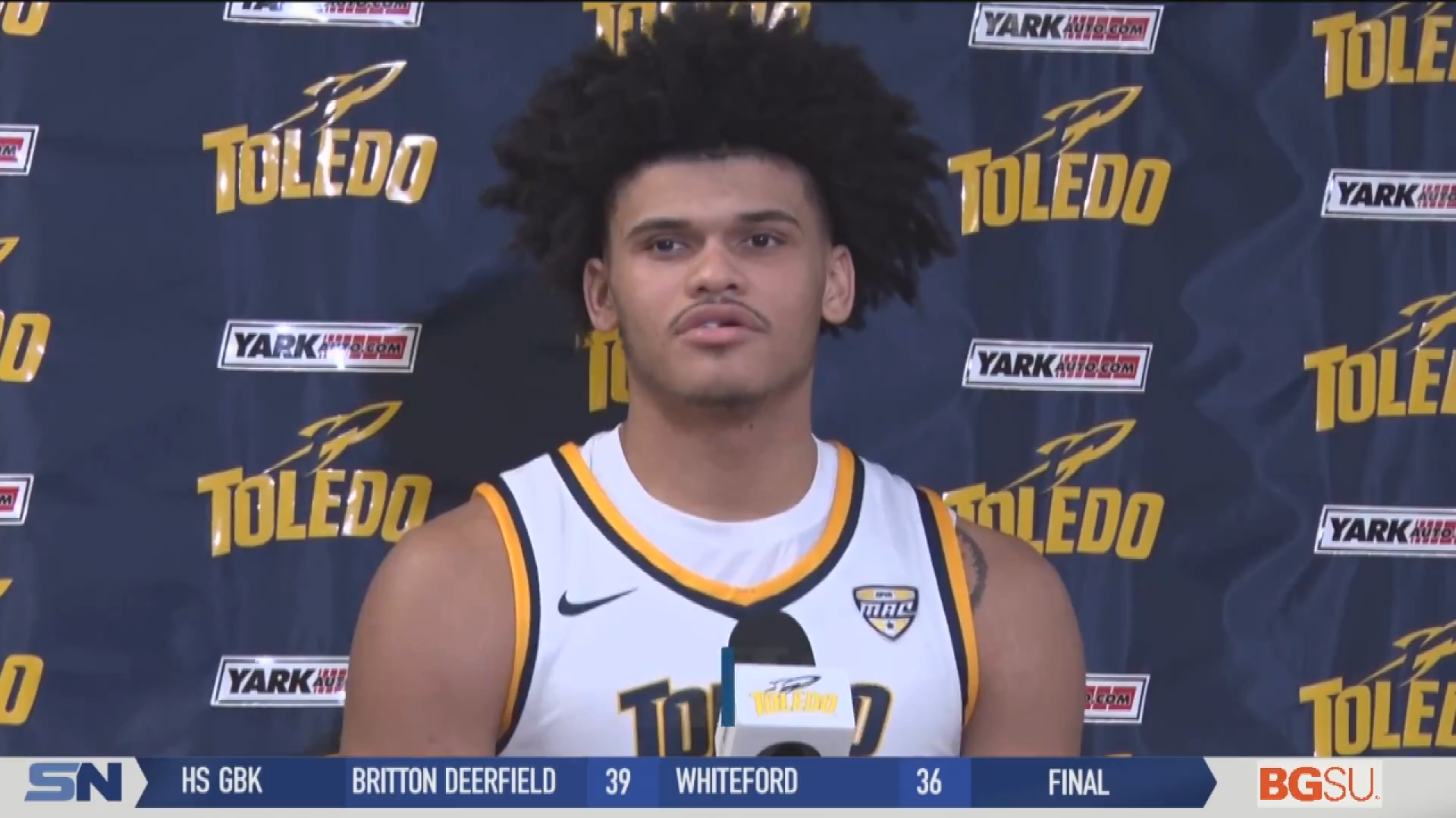 Dennis Scores 25 as Toledo Rolls Past Ohio 90-75