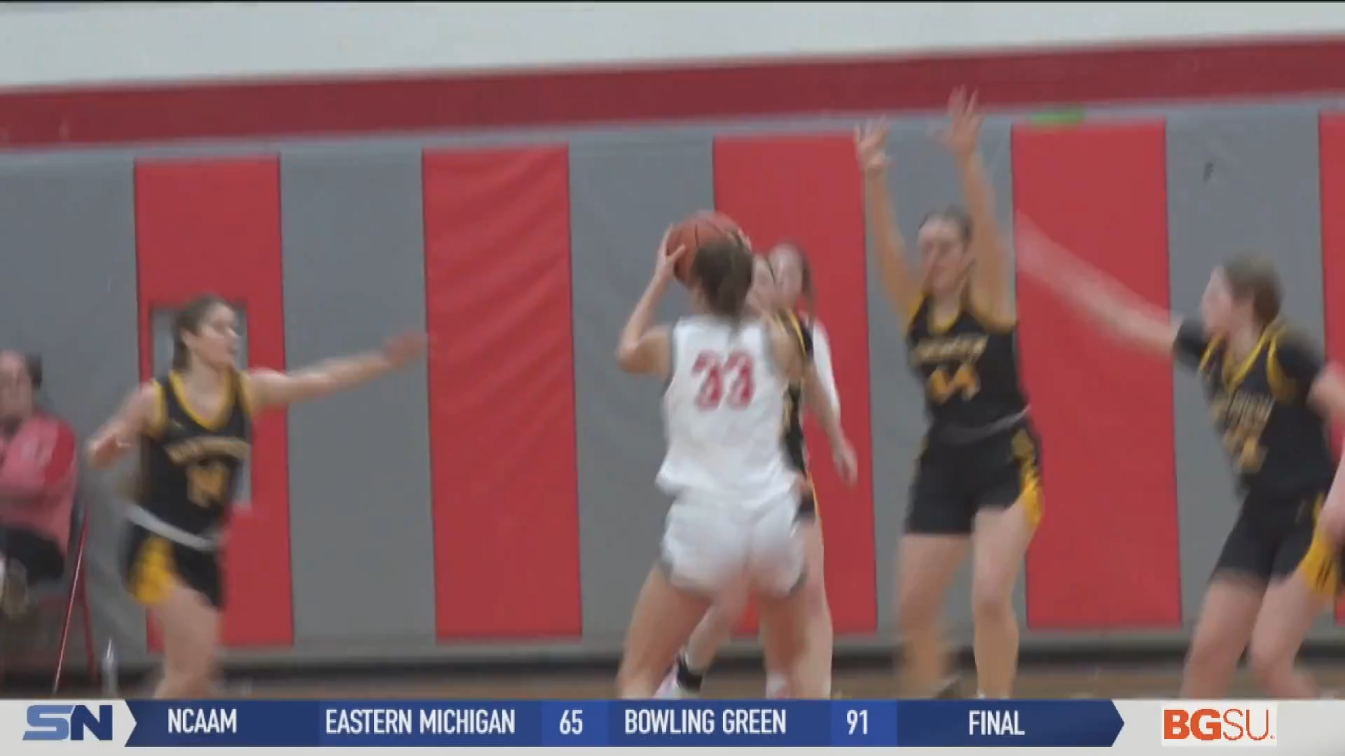 Bedford Defends Home Court Against Wildcats