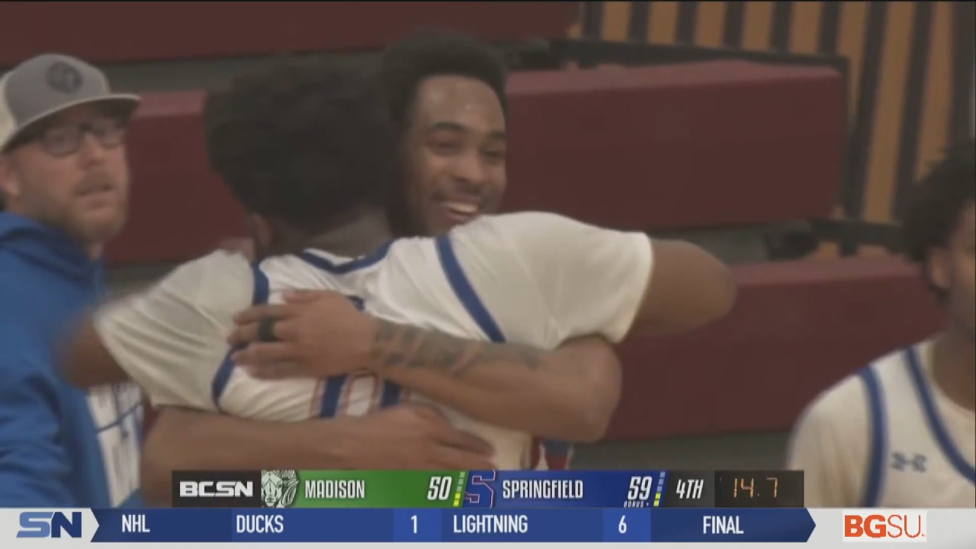 Springfield Edges Mansfield Madison in Playoff Opener